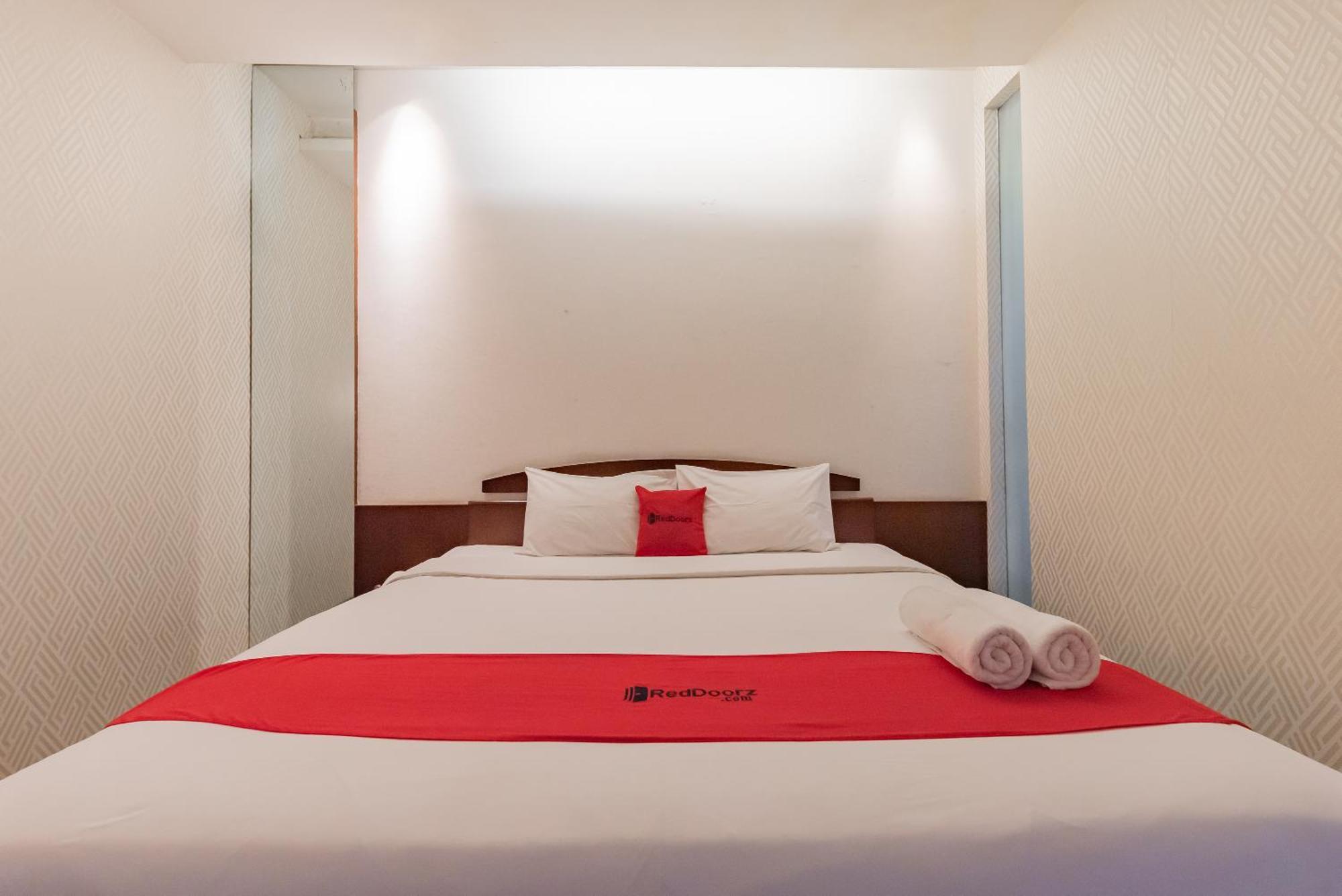 Reddoorz Plus @ Cipaganti Street 3 万隆 外观 照片