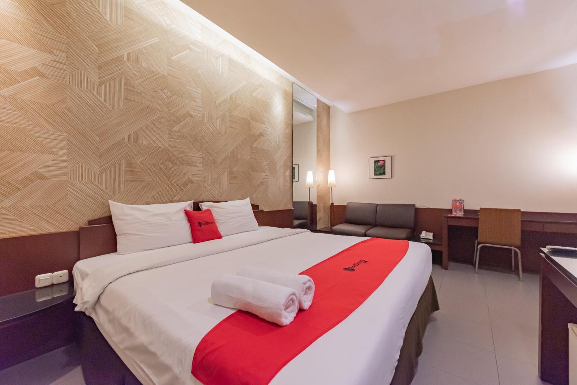 Reddoorz Plus @ Cipaganti Street 3 万隆 外观 照片