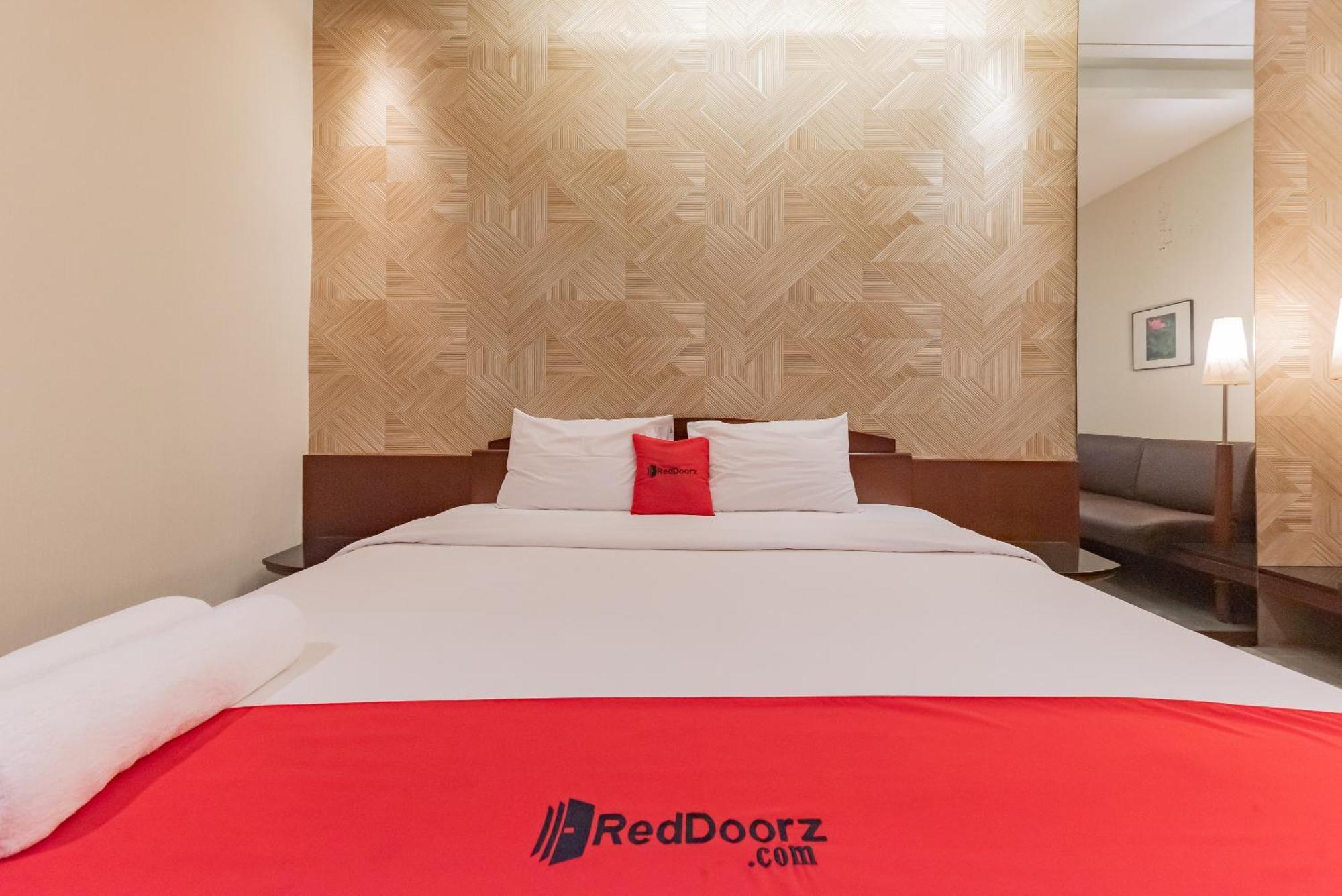 Reddoorz Plus @ Cipaganti Street 3 万隆 外观 照片